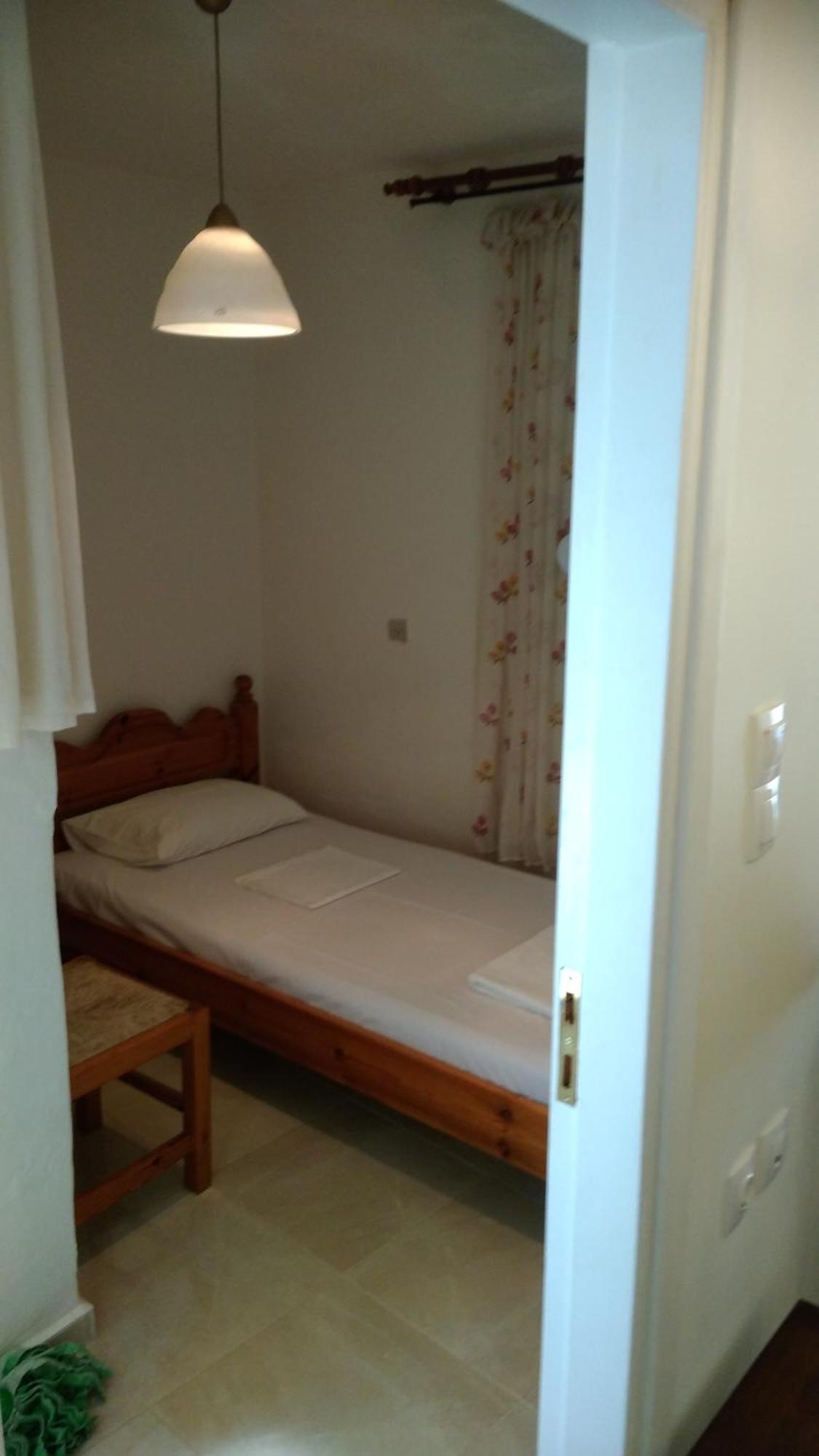 Mina Apartments Kárpathos Værelse billede